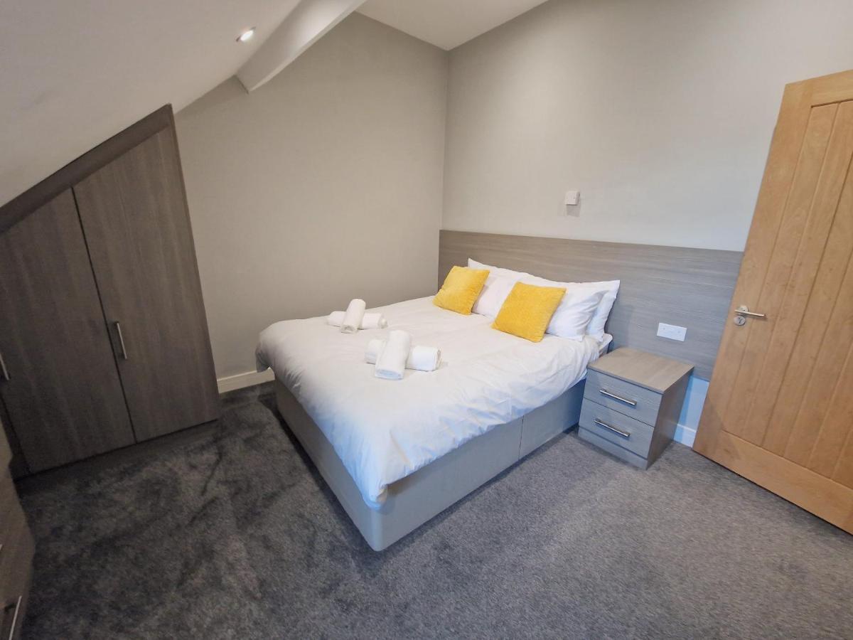 Central Reading Modern 3Br Flat - Walk To Station And High Street מראה חיצוני תמונה