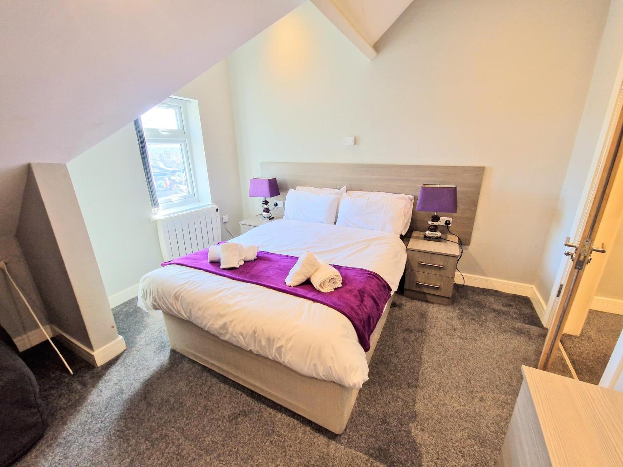 Central Reading Modern 3Br Flat - Walk To Station And High Street מראה חיצוני תמונה