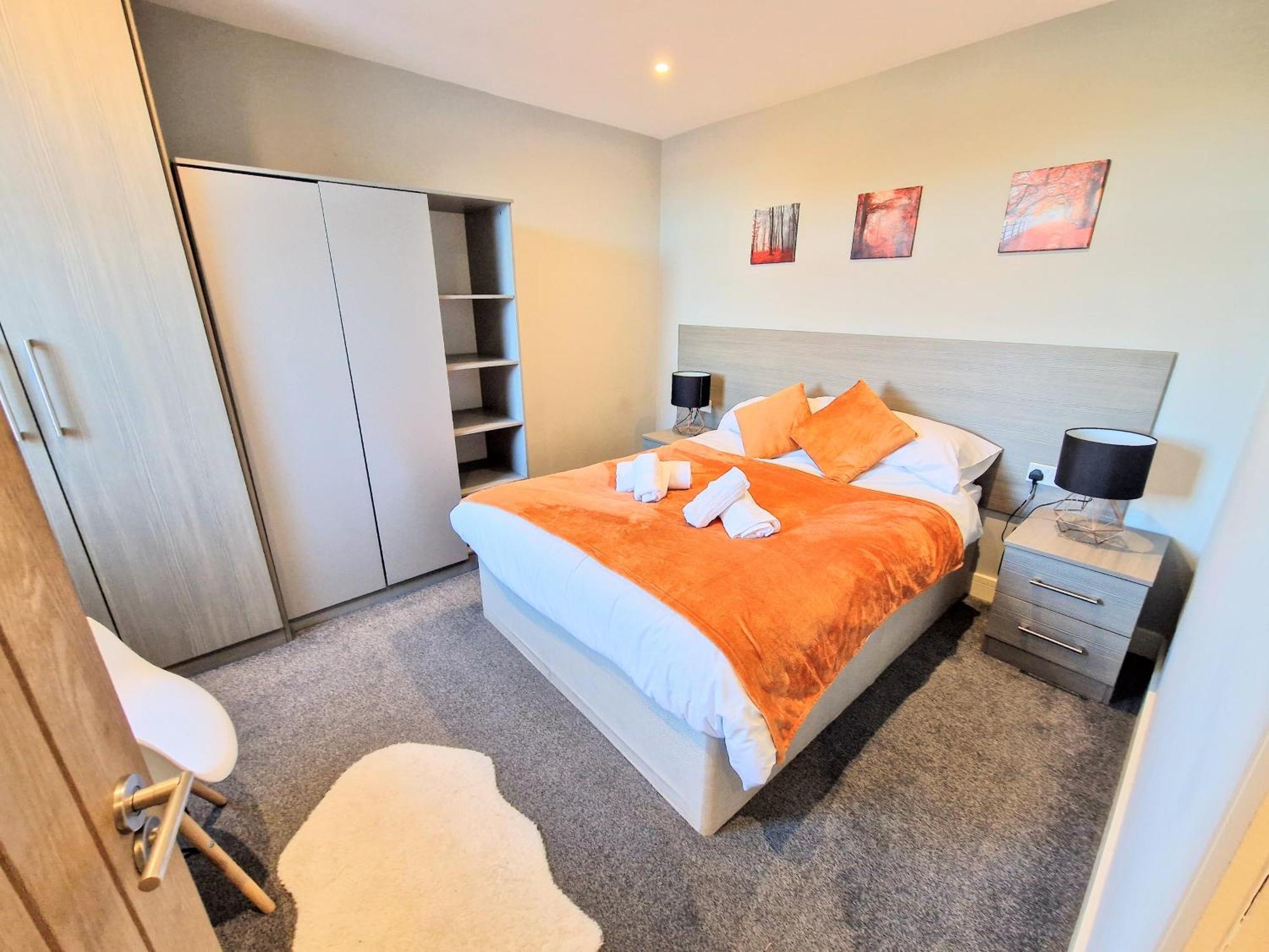 Central Reading Modern 3Br Flat - Walk To Station And High Street מראה חיצוני תמונה